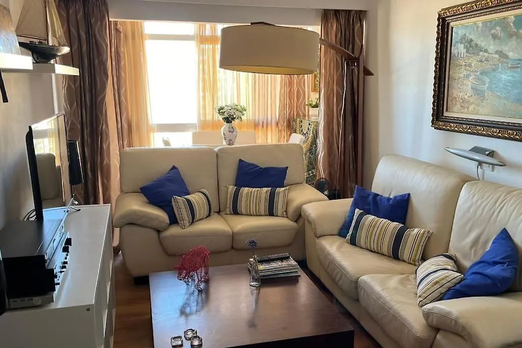 Estudio En Plena Carihuela Torremolinos