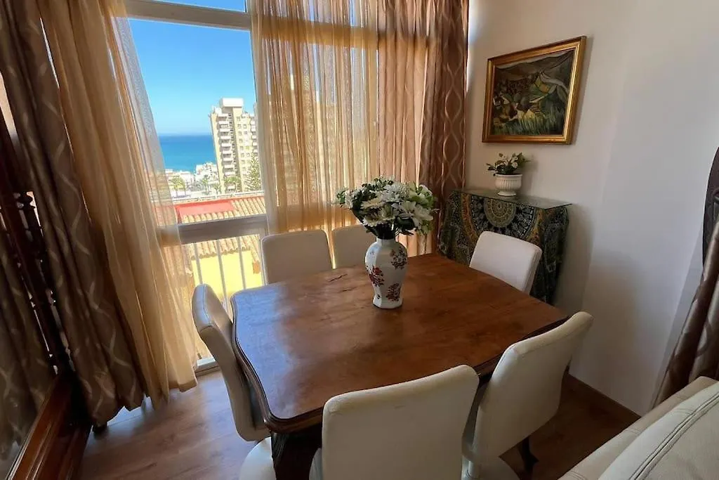 Estudio En Plena Carihuela Torremolinos